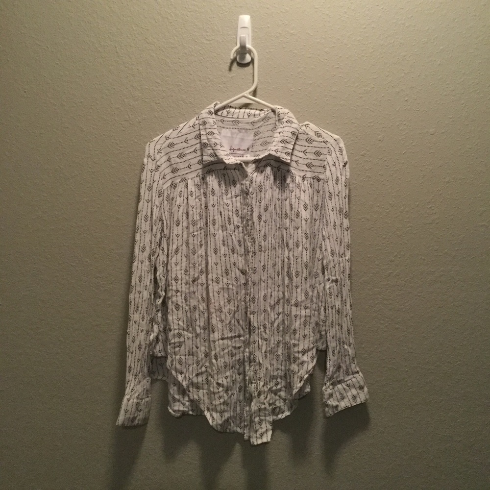 Signature 8 top medium arrow print